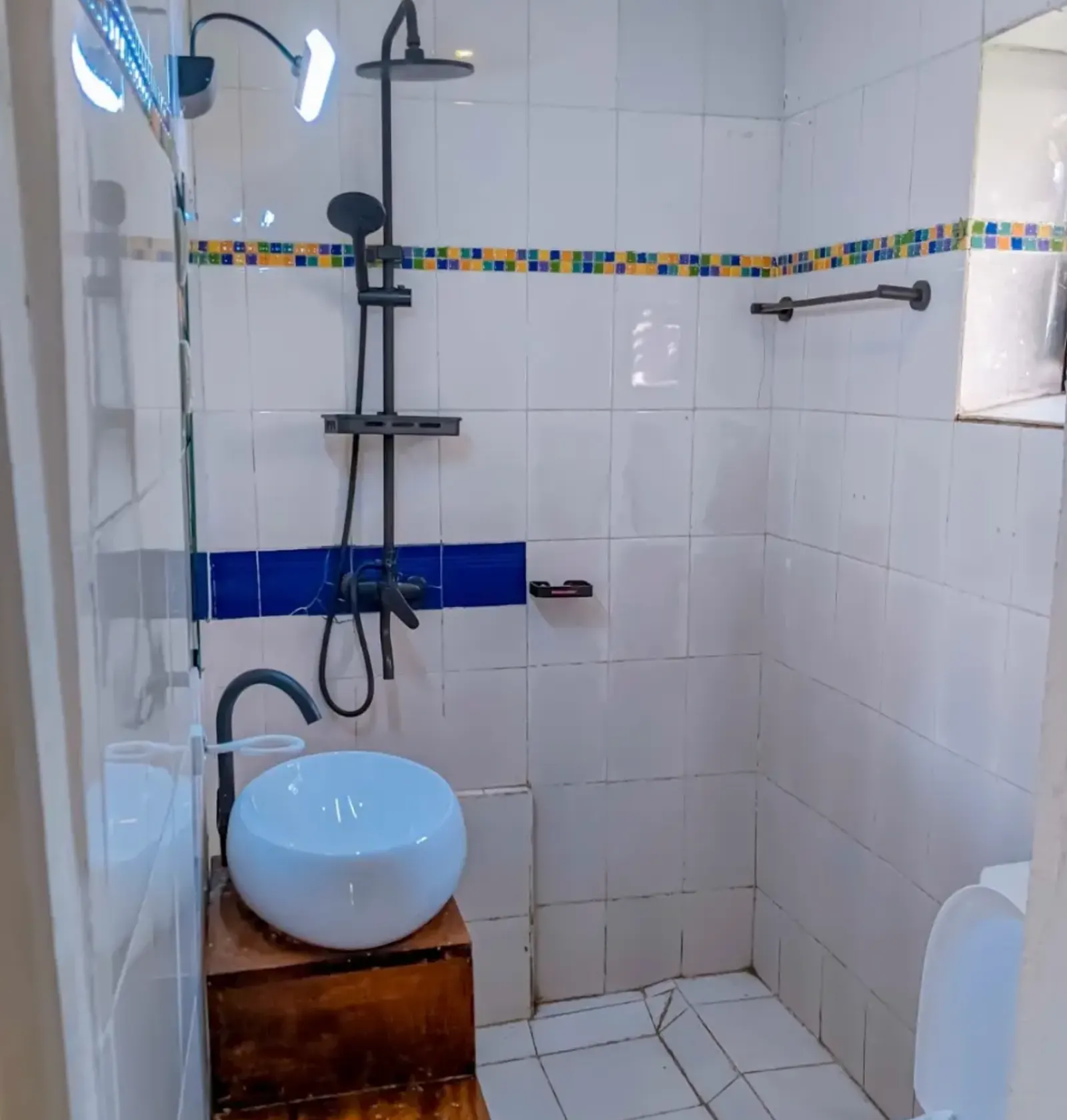 Lakeview Family House · Garden House, Rubona · Three Bedrooms on the Lake Road